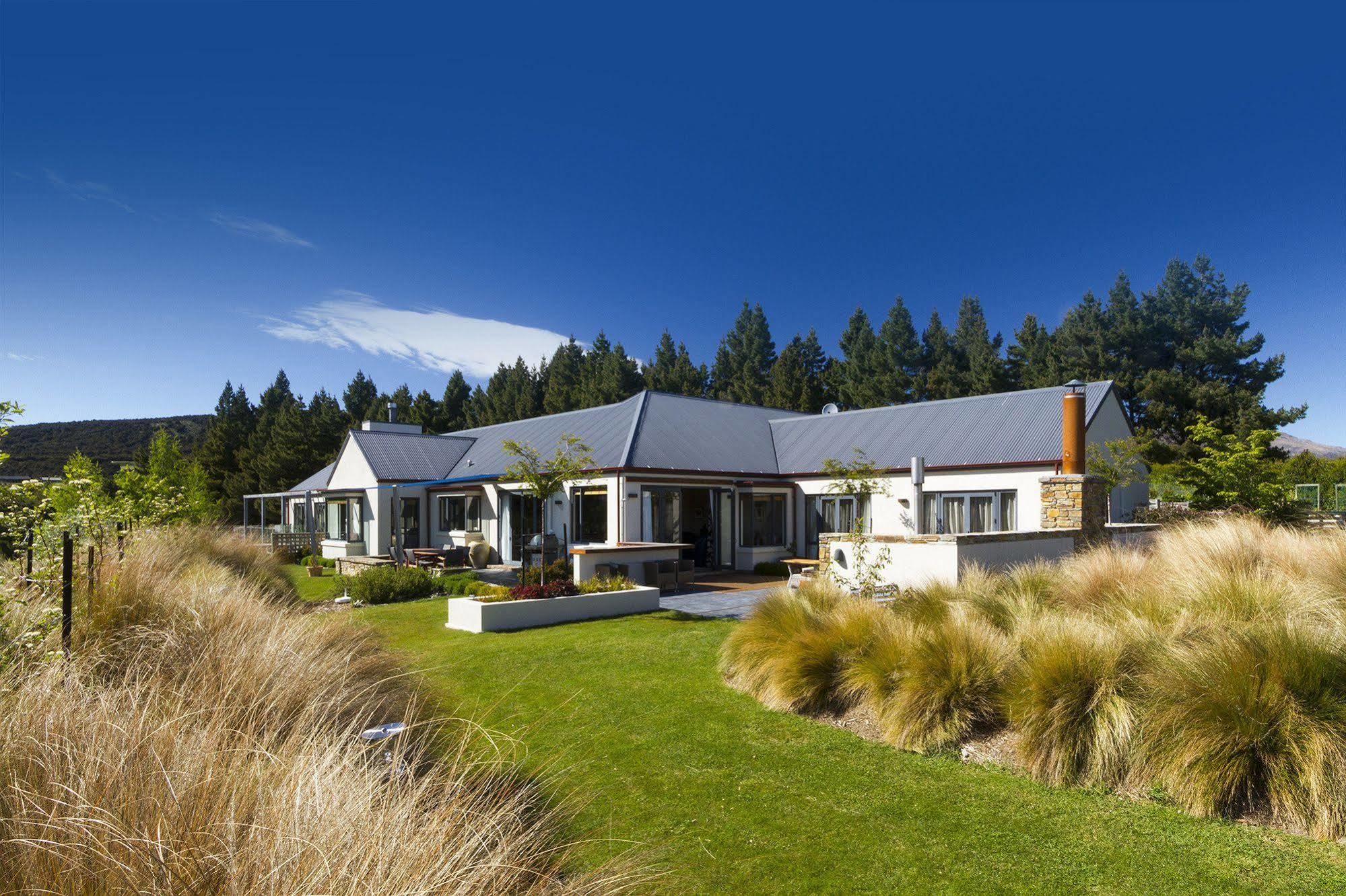 Alpine Peaks Apartment Wanaka Exterior foto