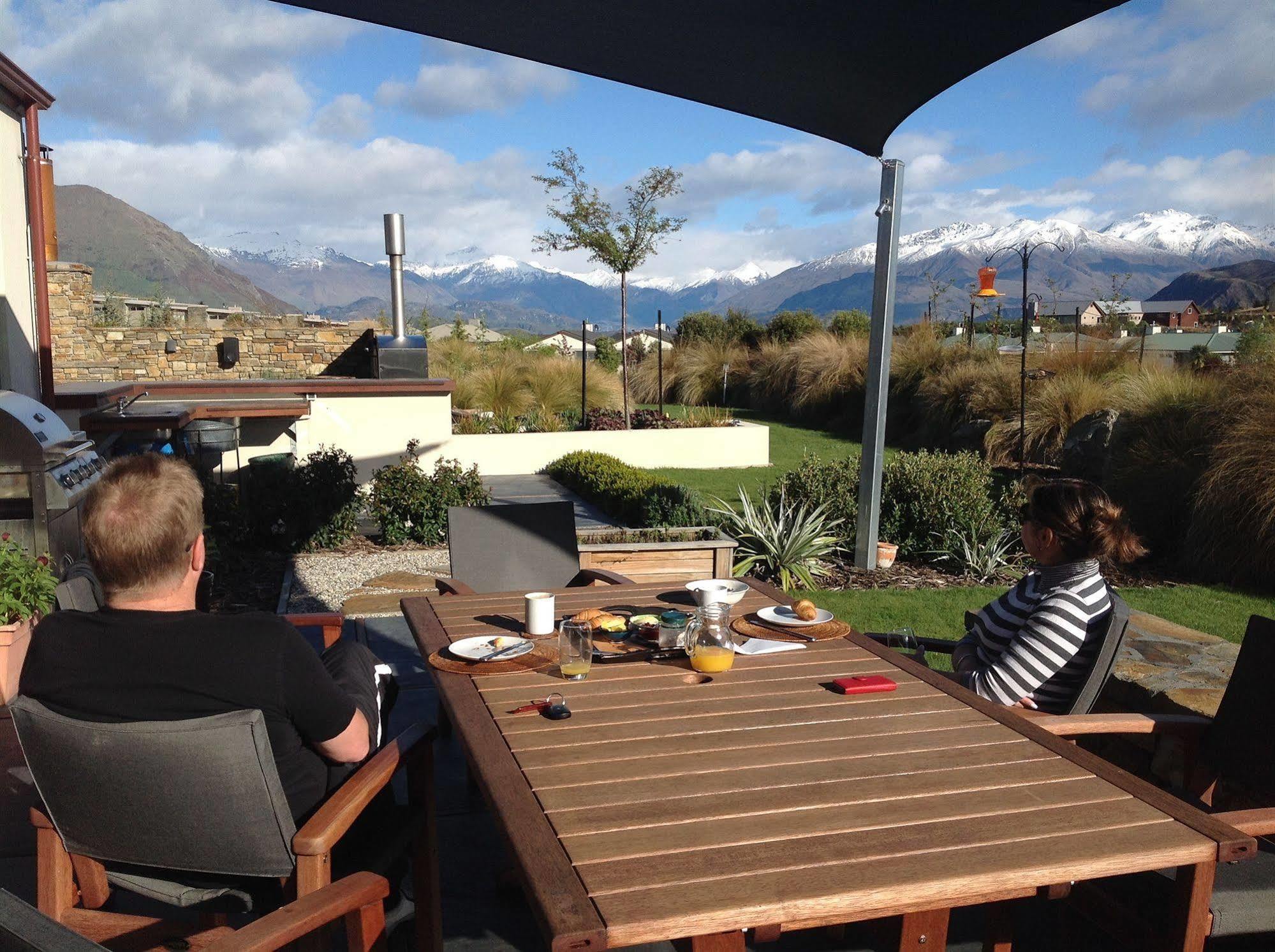 Alpine Peaks Apartment Wanaka Exterior foto